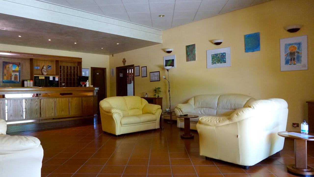 Hotel La Torretta Assisi Luaran gambar