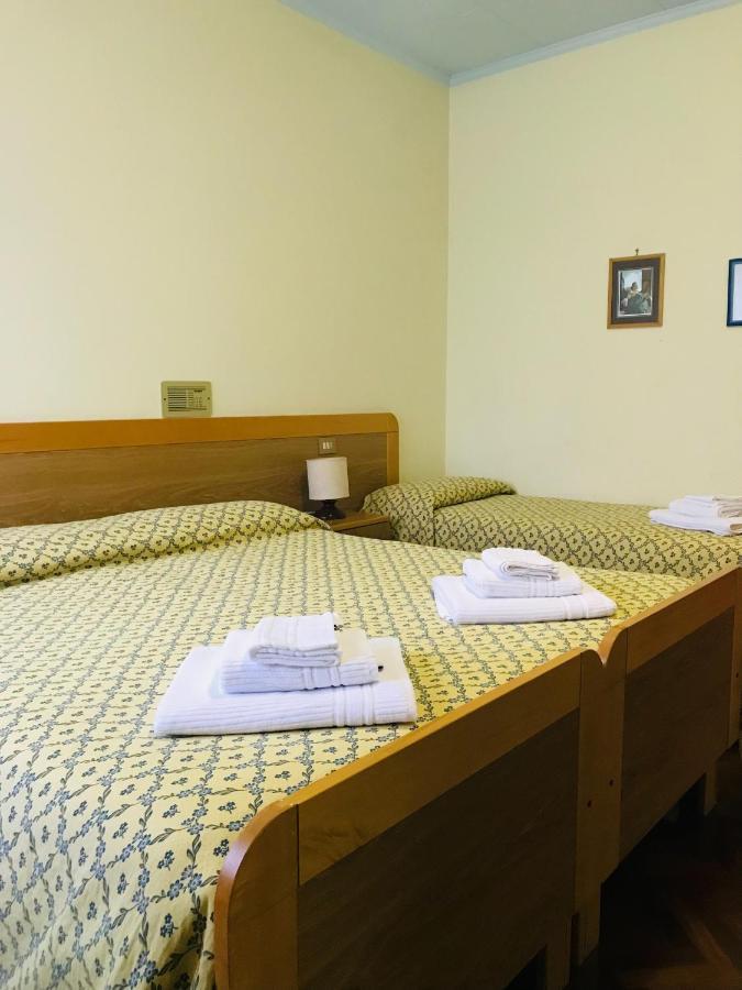 Hotel La Torretta Assisi Luaran gambar